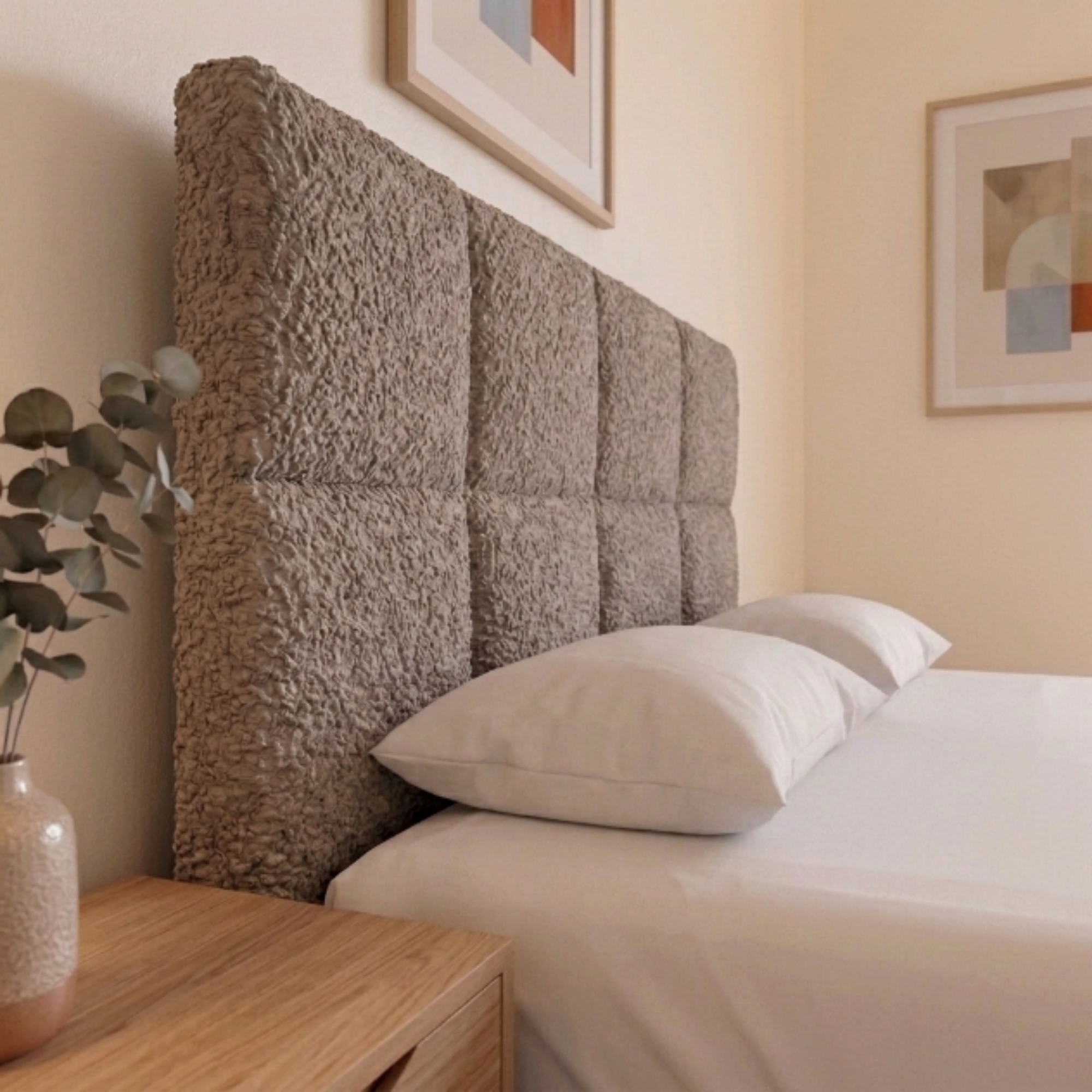 Cube Teddy Bouclé Fabric Bed