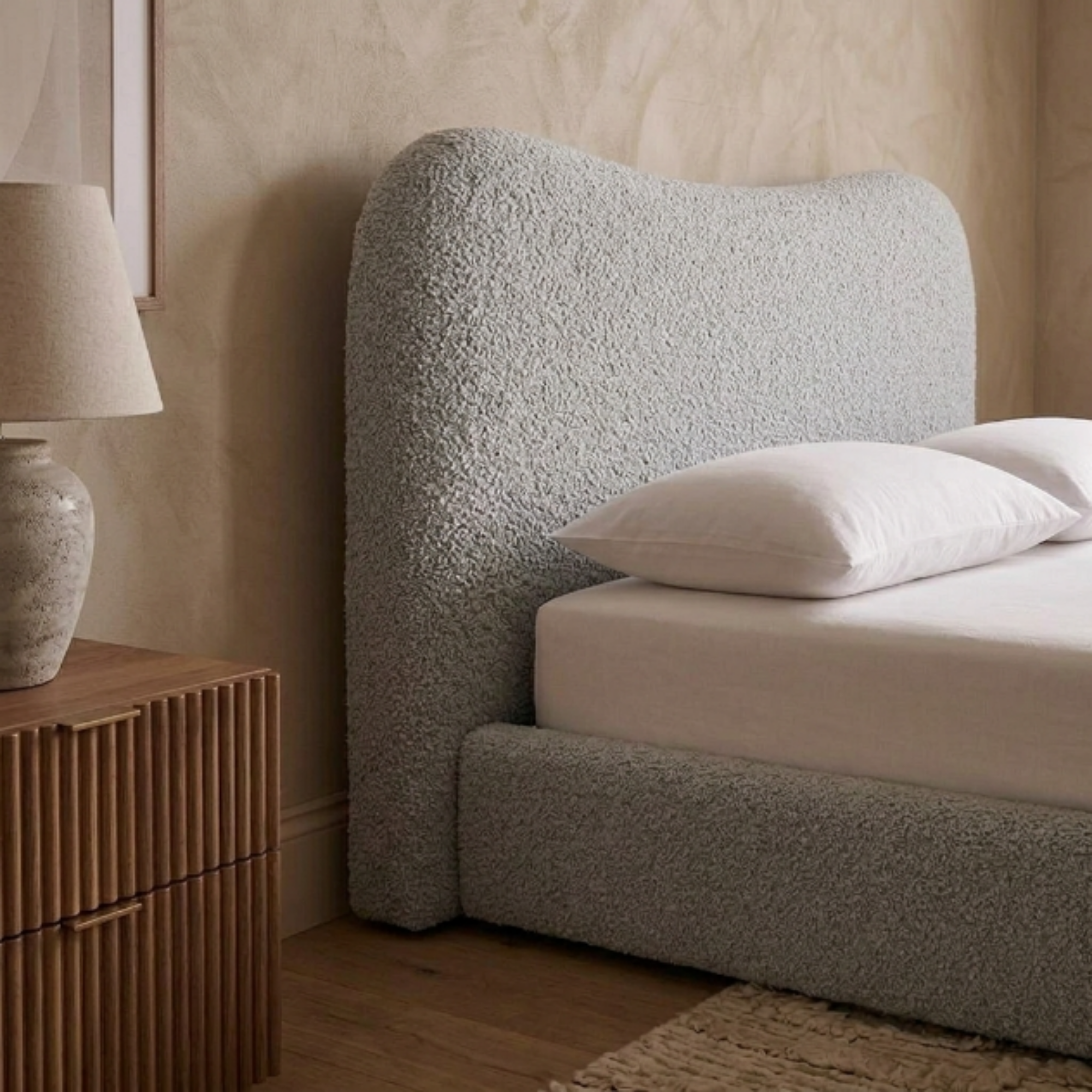 Curved Bouclé Teddy Bed