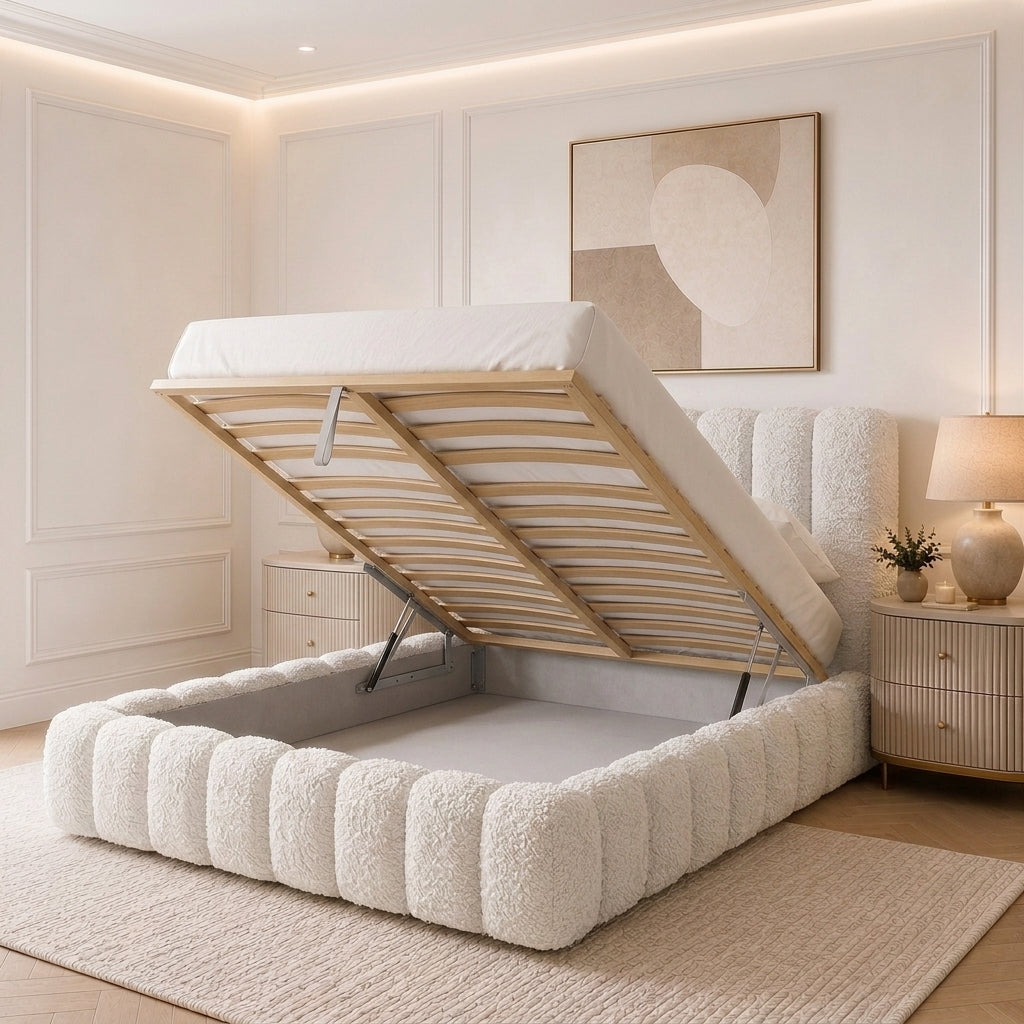 Vertical Line Teddy Bouclé Bed